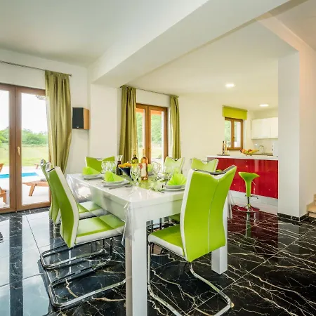 Frankovici By Interhome