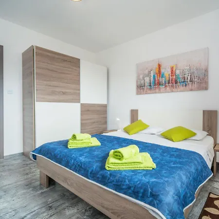 Frankovici By Interhome *